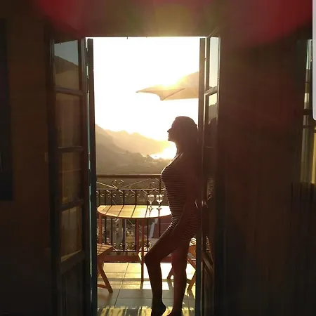 Sunshine Apartment Symi
